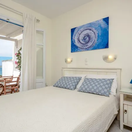 公寓 Orkos Blue Coast 米科利维亚